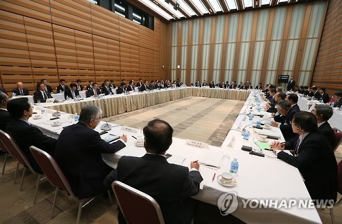 Biz leaders from S. Korea, Japan vow more cooperation