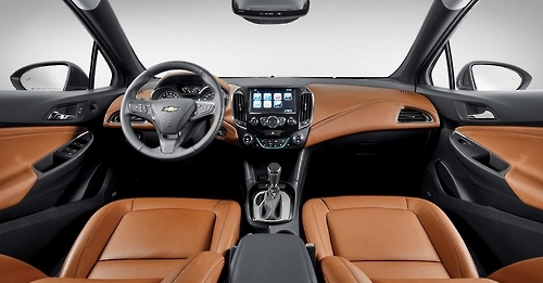 The interior of the all new Chevrolet Cruze compact car (Photo courtesy of GM Korea)