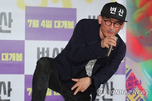 (LEAD) 'Sunset in My Hometown,' last installment of director Lee Joon-ik's 'youth trilogy'