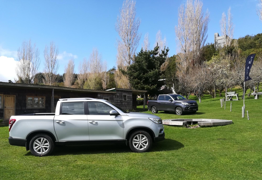 In this photo taken on Sept. 25, 2018, SsangYong Motor's Rexton Sports SUVs are displayed during a media launching event held in Chile. (Yonhap)