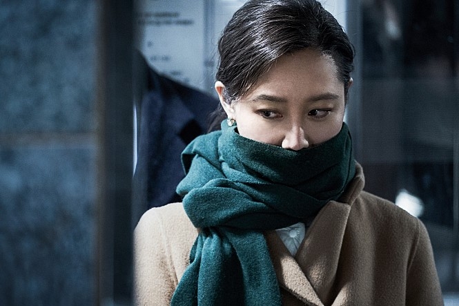 This photo provided by Megabox Plus M is a still from "Door Lock" (Yonhap)