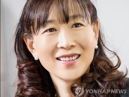 (LEAD) 'Mermaid of Asia' named second vice culture-sports minister