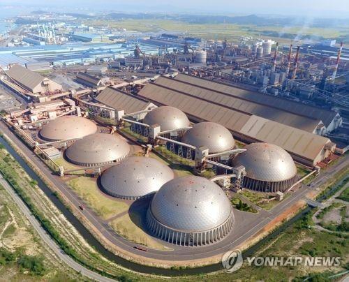 Hyundai Steel Co.'s steelmaking factory in Dangjin, 100 kilometers south of Seoul (Yonhap)