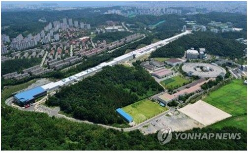 This file image provided by North Gyeongsang Province shows the radiation accelerator in Pohang, 374 kilometers southeast of Seoul. (PHOTO NOT FOR SALE) (Yonhap)