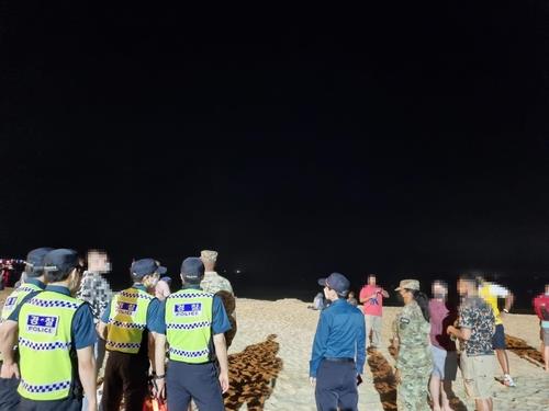 (LEAD) USFK members who hold no-mask parties on Haeundae Beach during Independence Day to be fined