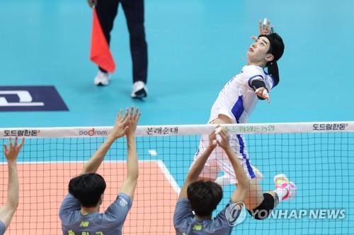 This undated file photo shows volleyball player Kim In-hyeok. (Yonhap) 