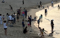 S. Korea reports 1st-ever tropical night for June