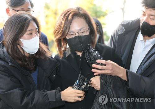 (2nd LD) Yongsan Ward chief, senior police officer summoned over Itaewon crush probe