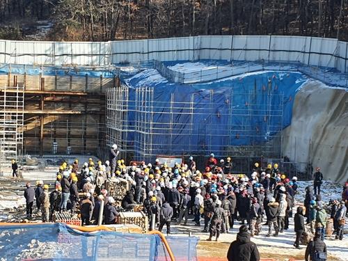 29 unionized workers arrested over illegal construction site practices