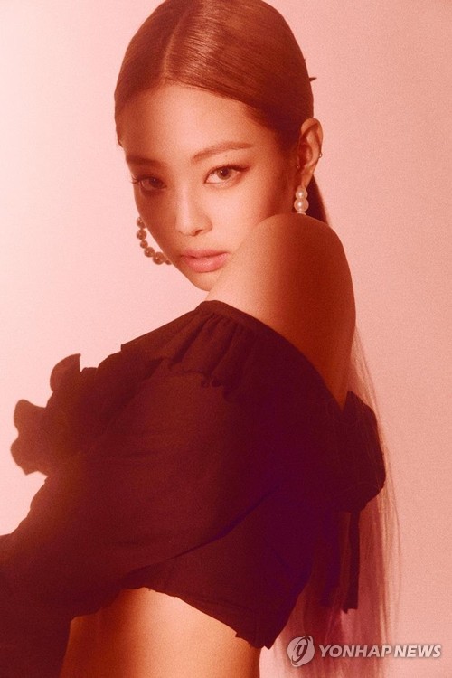 This photo released by YG Entertainment shows Jennie, a member of K-pop sensation BLACKPINK. (PHOTO NOT FOR SALE) (Yonhap) 