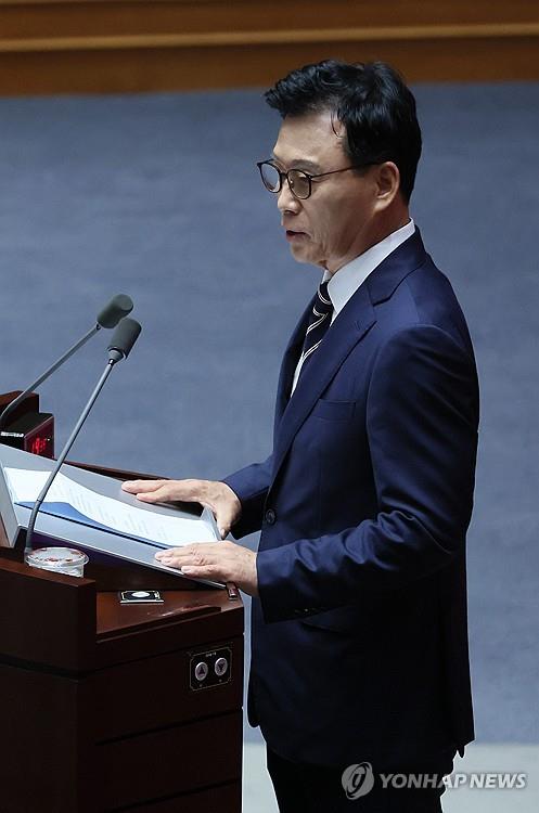 Rep. Park Kwang-on, floor leader of the main opposition Democratic Party, speaks at the National Assembly in Seoul on Sept. 18, 2023. (Yonhap)