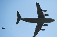 S. Korea, U.S. special operations forces stage airborne drills