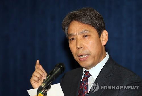 This Jan. 16, 2017, file photo shows former football player and commentator Shin Moon-sun. (Yonhap)