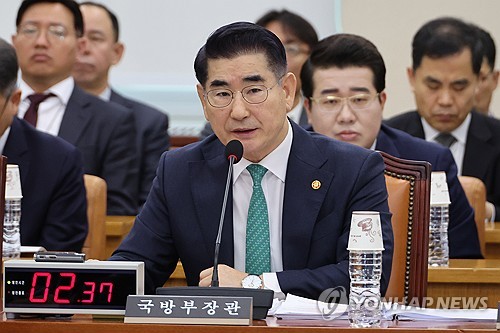 Eski Savunma Bakanı Kim Yong-hyun (Yonhap)