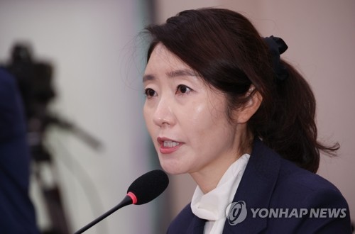 Gender minister nominee apologizes for using aides to do personal chores