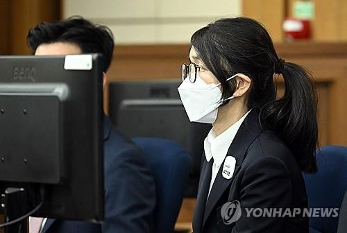 In this file photo, former first lady Kim Keon Hee attends her corruption trial at the Seoul Central District Court in southern Seoul on Sept. 24, 2025. (Pool photo) (Yonhap)