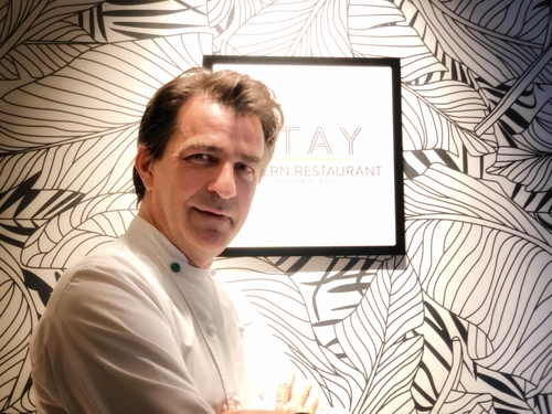 (Interview Yonhap) Chef Yannick Alléno : «L'étoile Michelin est avant tout aux équipes coréennes»