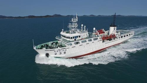 Cette photo publiée par le ministère des Océans et de la Pêche montre un navire de patrouille de 2.000 tonnes, qui sera déployé pour lutter contre la pêche illégale dans la zone économique exclusive (ZEE) de la Corée du Sud.