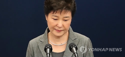 韓国憲法裁　朴大統領の罷免決定＝６０日以内に大統領選