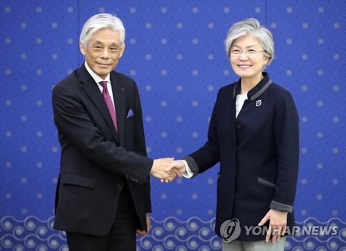 韓日の人的交流拡大を　韓国外相が日本の有識者代表と面会　