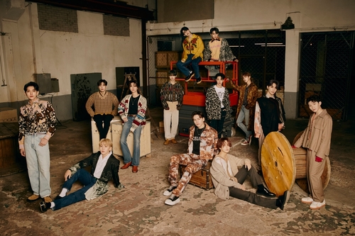 ＳＥＶＥＮＴＥＥＮ（プレディスエンターテインメント提供）＝（聯合ニュース）≪転載・転用禁止≫