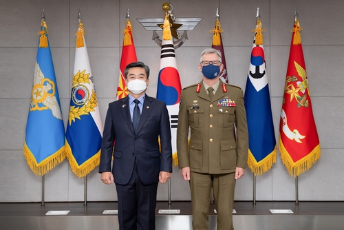 韓国国防相　オーストラリアの陸軍参謀総長と面会