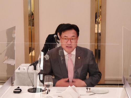 韓国代表団「輸出規制の速やかな解除を」　日本財界との懇談で