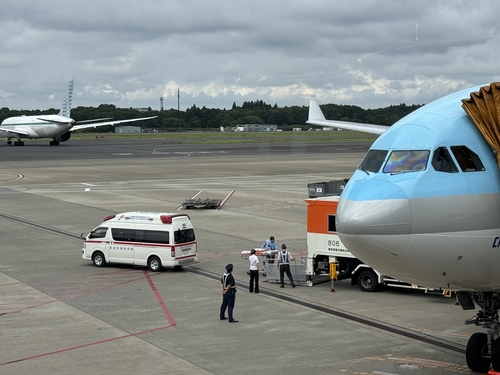 レア物 美品】大韓航空 KOREAN AIR ネクタイ ストライプ柄 青系