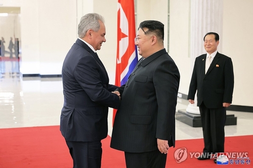 ロシアのショイグ安保会議書記が訪朝　金正恩氏と会談へ