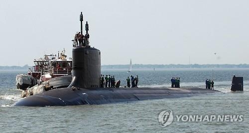 與, 북핵 맞선 '핵무장론' 논란…친박 "개인 의견" 선긋기 - 2