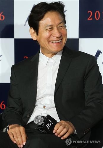 영화 '사냥' 안성기 "피 끓게 한 시나리오…온몸 던졌다" | 연합뉴스