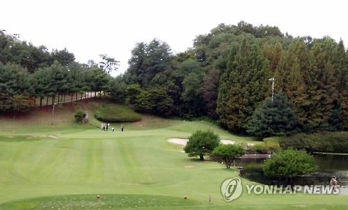 근로자의 날 골프장들 또 바가지 상혼…휴일요금 적용 빈축 ...