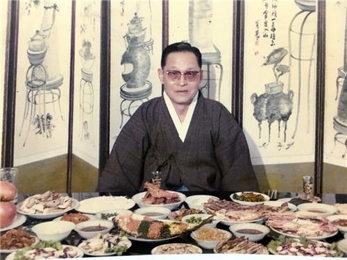 국제셀룰로이드공업사 설립자 고 김재수 회장