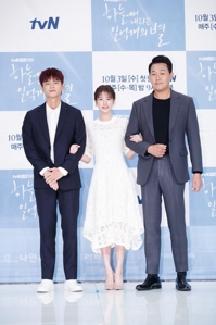 (왼쪽부터) 서인국, 정소민, 박성웅[tvN 제공]