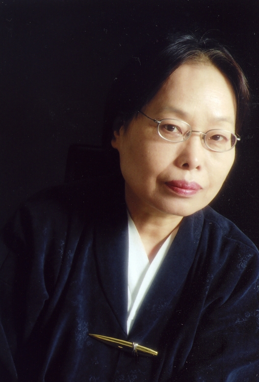 고 구히서 연극평론가