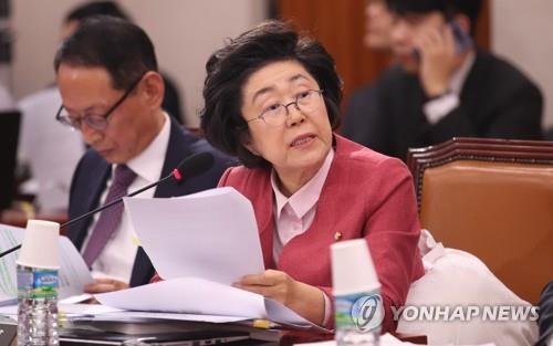 정보당국 "北, '국제제재'-'核개발 포기' 교환 불가 판단"(종합)