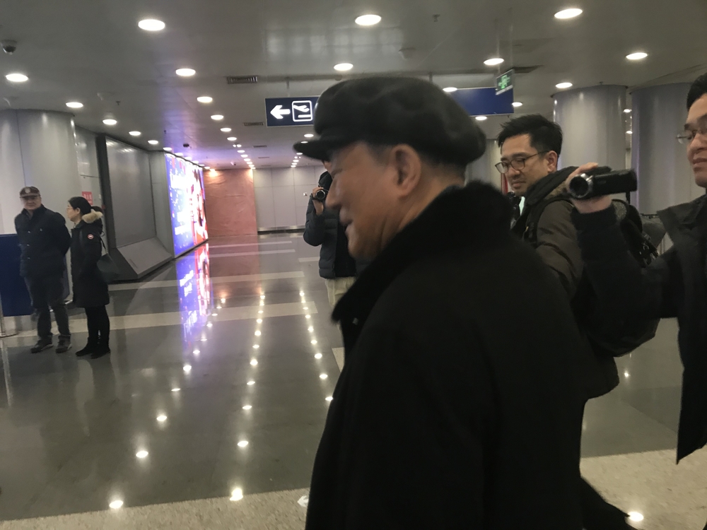 베이징 공항에서 목격된 지재룡 주중 북한 대사