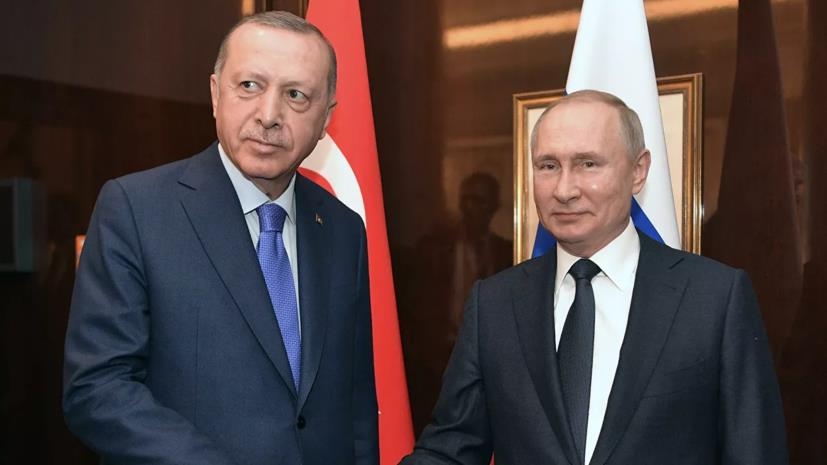 푸틴 대통령(오른쪽)과 에르도안 대통령. [리아노보스티=연합뉴스 자료사진]