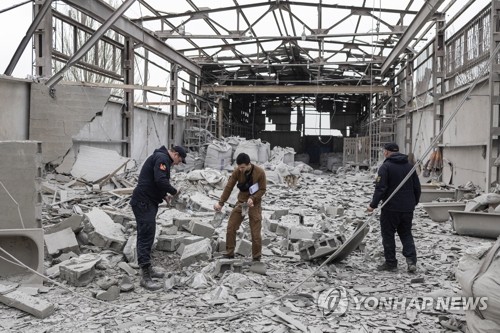 [우크라 침공] 중국 "러시아 제재, 개도국 피해로 이어져"