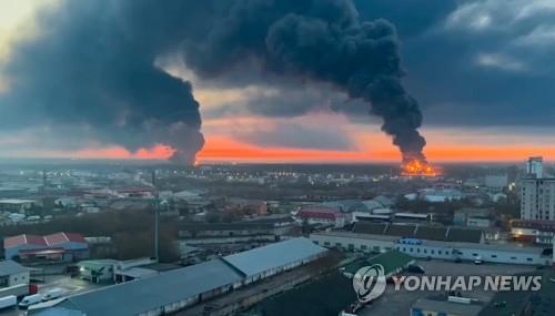 화재가 발생한 러시아 브랸스크의 유류 저장고 