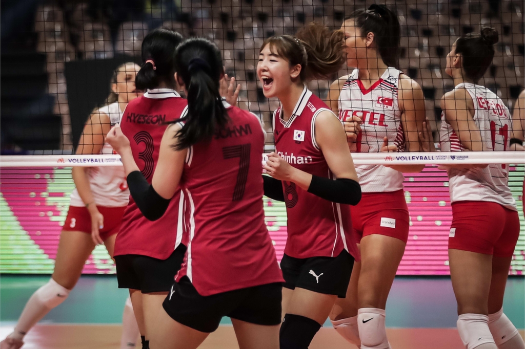 터키와 VNL 예선 8차전서 분전하는 한국 여자배구 대표팀