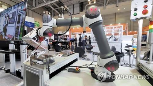 中, 산업자동화 박차…작년 세계 로봇 도입량 절반이 중국행