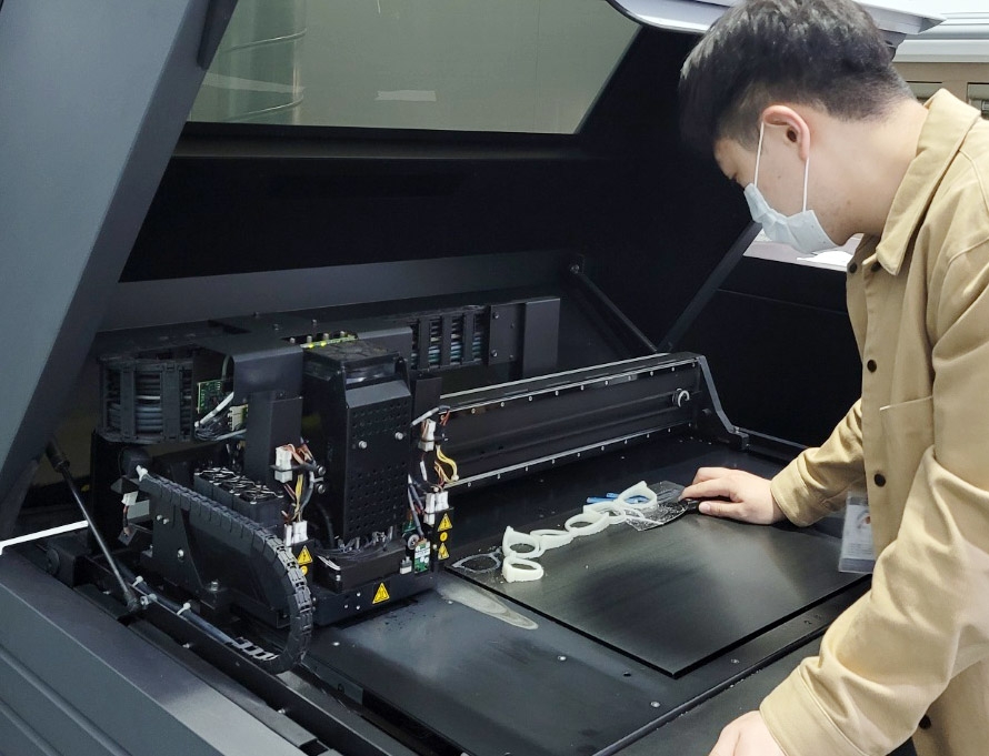 3D프린터로 제작한 금형