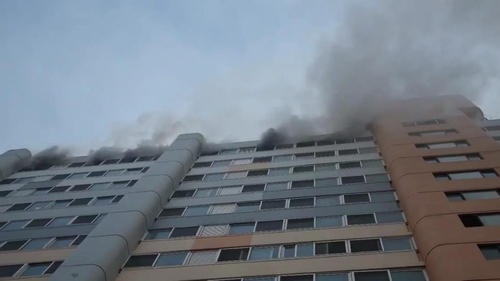 설날에 인천 15층짜리 아파트서 불…4명 연기흡입