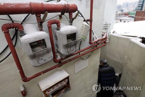 가스계량기에 쌓인 눈