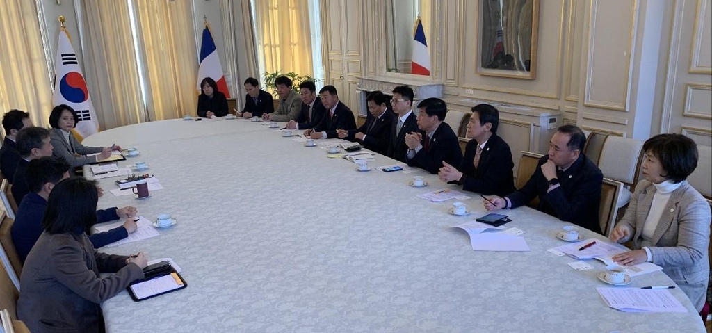 부산시의회, 주프랑스 대사관 방문…엑스포 유치 협의