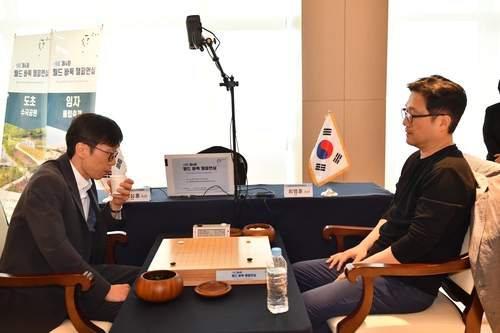 최명훈, 월드바둑 챔피언십 나홀로 4강…이창호·조훈현 탈락