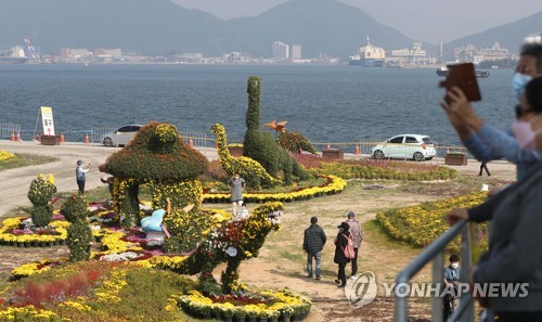 창원의 가을, 13만 송이 국화에 취한다…10월 28일부터 축제