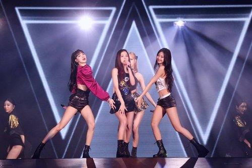 베트남, 남중국해 '구단선' 논란에도 블랙핑크 공연 허가