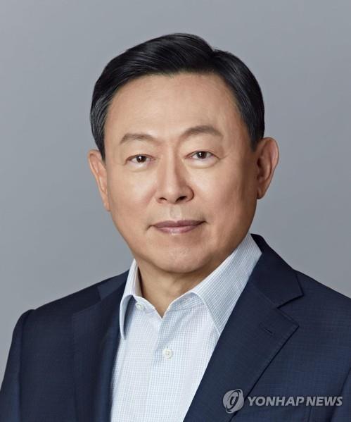 상반기 주요그룹 총수 보수 1위 신동빈…112억5천만원 수령(종합)